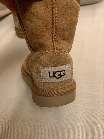 23 Beden camel Renk Ugg orjinal kiz cocuk botu