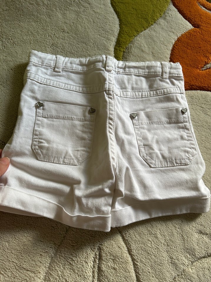 Kızlar için beyaz pamuklu bol kesim şort - Görsel 5