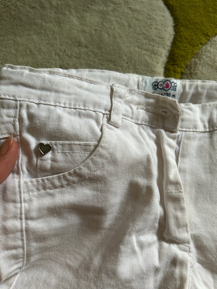 Kızlar için beyaz pamuklu bol kesim şort - Görsel 3