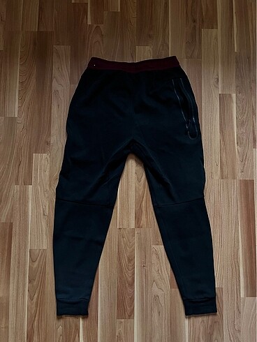 s Beden Nike Tech Fleece
