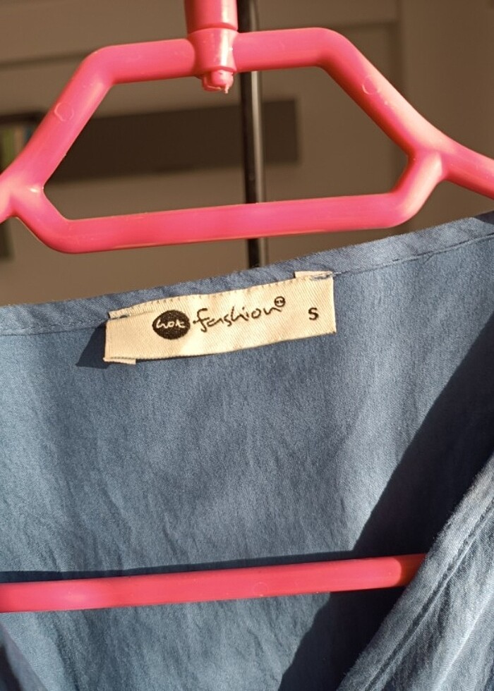 Kusursuz mavi elbise - Görsel 3