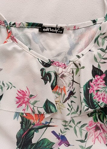 Çiçekli elbise - Görsel 2