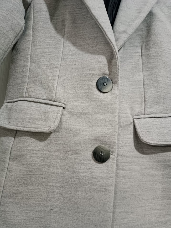 İki Düğmeli Gri Kadın Kaban - Görsel 2