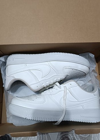 Nike Air Force 1 Beyaz Sneaker
