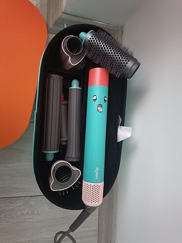 Dyson saç şekillendirici