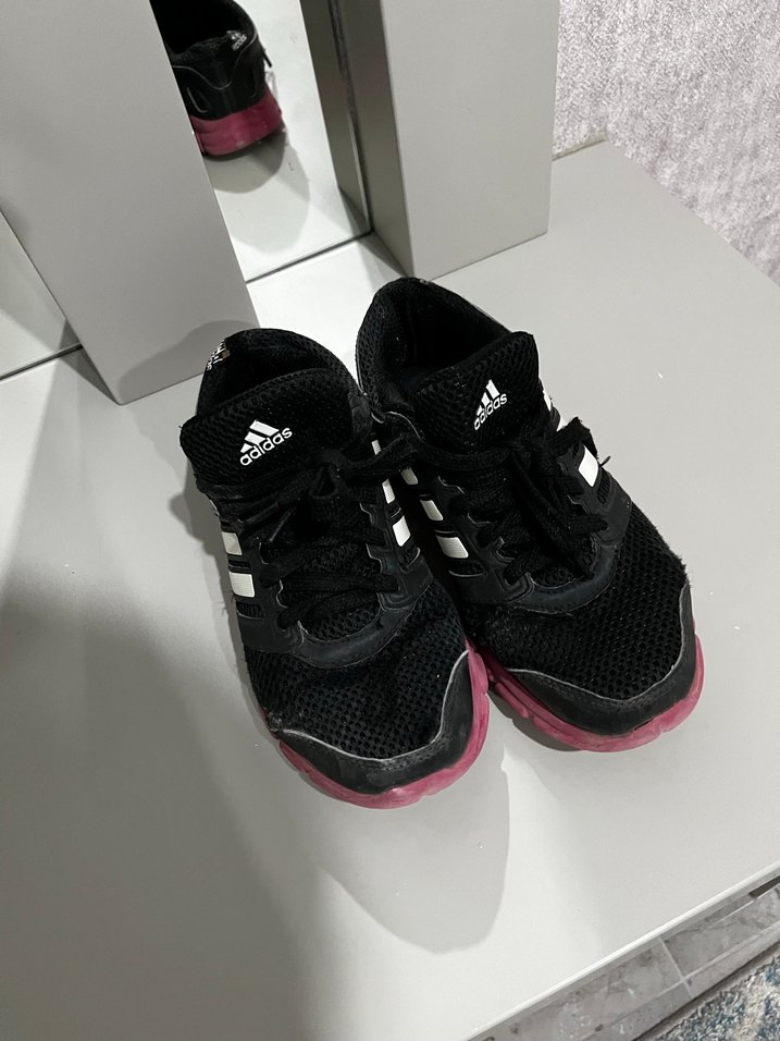 Adidas kadın ayakkabı - Görsel 4