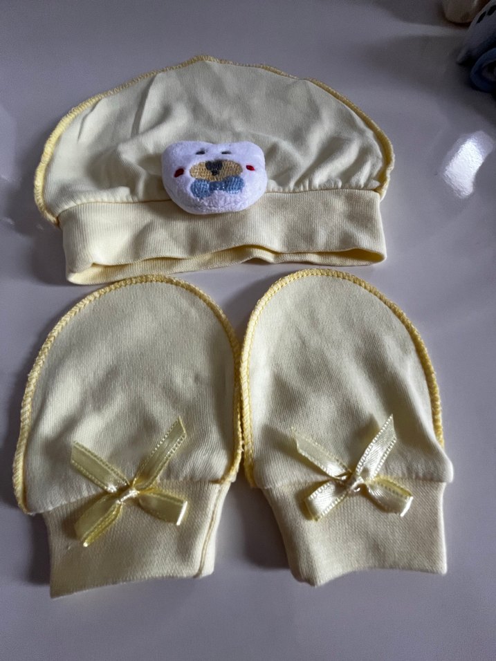 Yenidoğan sarı Eldiven ve Şapka Seti - Görsel 3