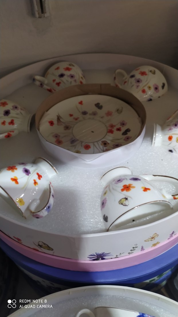 Pastel Renkli Çiçek Desenli Porselen Fincan Seti - Görsel 4