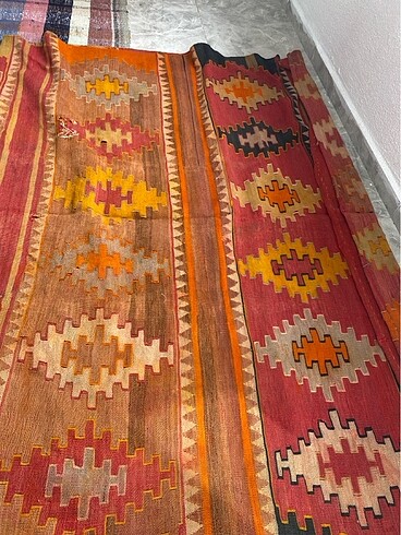  Beden El dokuması kilim