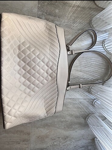 Guess Guess orjinal çanta
