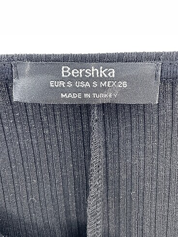 s Beden siyah Renk Bershka Kısa Elbise %70 İndirimli.