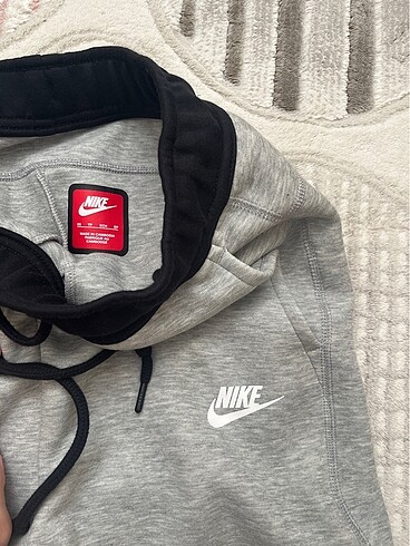 xs Beden nike tech alt