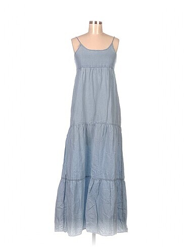 Pull and Bear Uzun Elbise %70 İndirimli.
