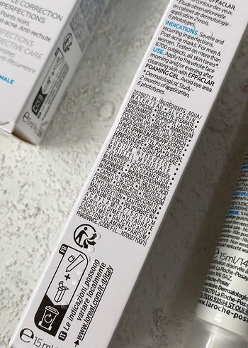 Beden Renk La Roche-Posey Effeclar Duo+M Yağlı Ciltler Bakım Kremi 15 ML