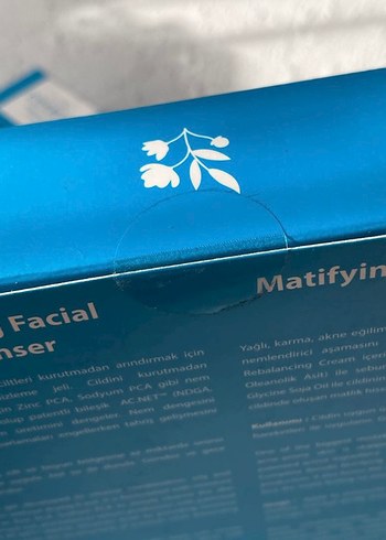 Beden Renk Cosmed Yağlı ve Akneye Eğilimli Ciltler Tanışma Seti 50+15 ML