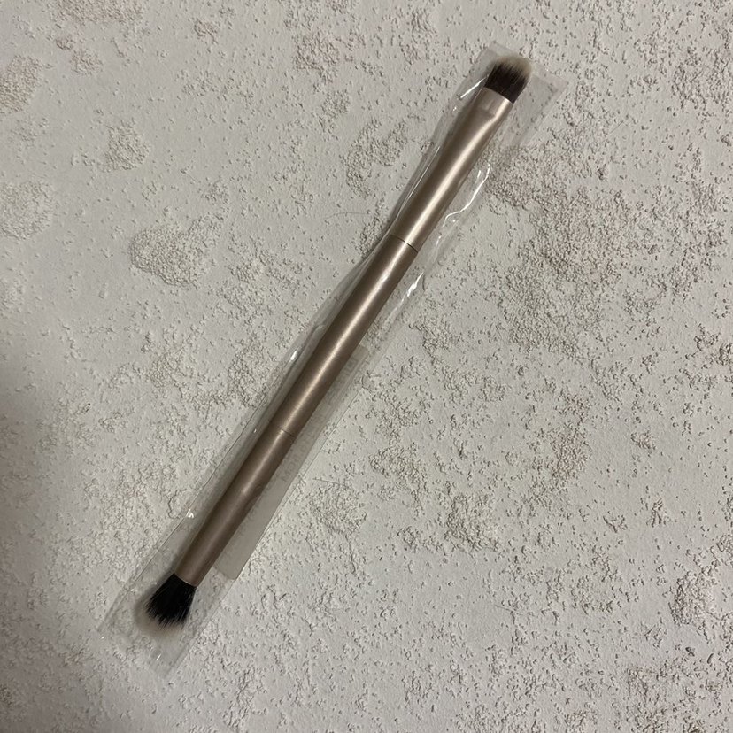 Urban Decay Muadili İkili Göz Makyaj Fırçası - Görsel 2