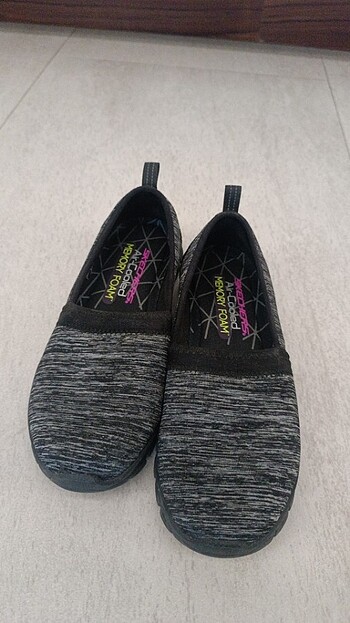 36 Beden Skechers Ayakkabı