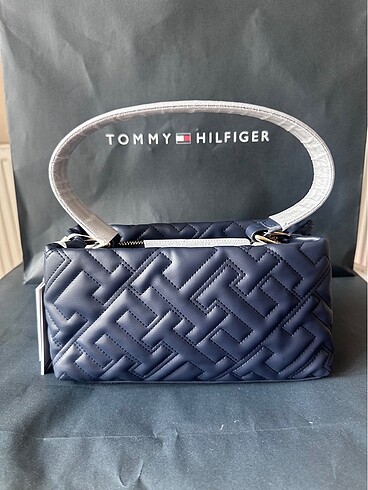  Beden lacivert Renk Tommy Hilfiger kadın çanta