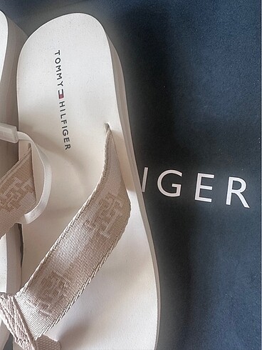 38 Beden Tommy Hilfiger kadın terlik
