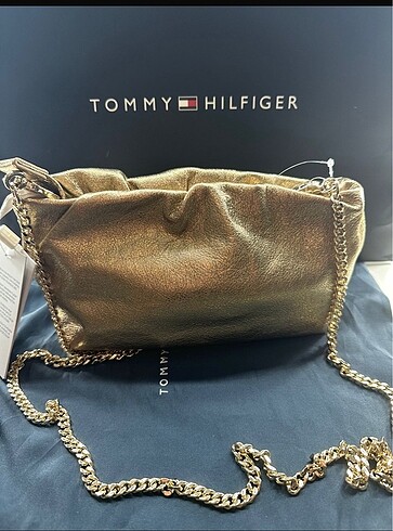  Beden altın Renk Tommy Hilfiger kadın askılı çanta