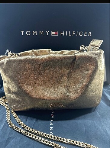 Tommy Hilfiger Tommy Hilfiger kadın askılı çanta