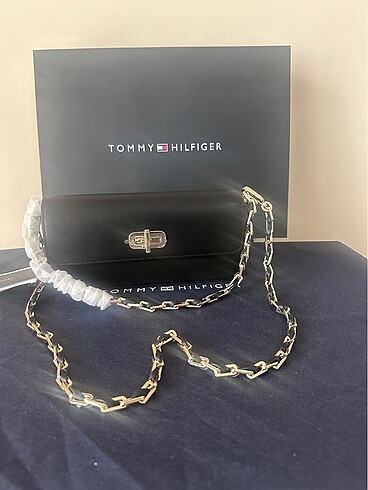 Tommy Hilfiger kadın askılı çanta