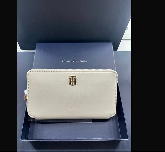 Tommy Hilfiger kadın cüzdan