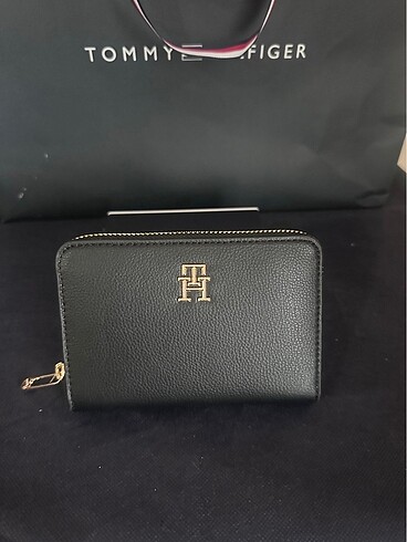 Tommy Hilfiger kadın cüzdan