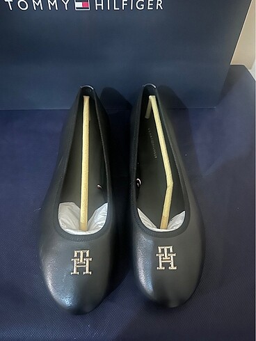 Tommy Hilfiger kadın babet