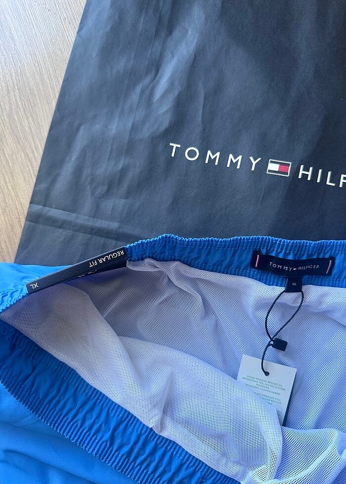 Tommy Hilfiger erkek deniz şortu - Görsel 2