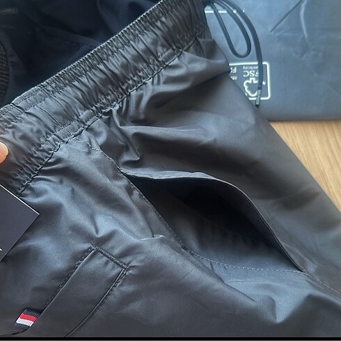 Tommy Hilfiger erkek deniz şortu - Görsel 4