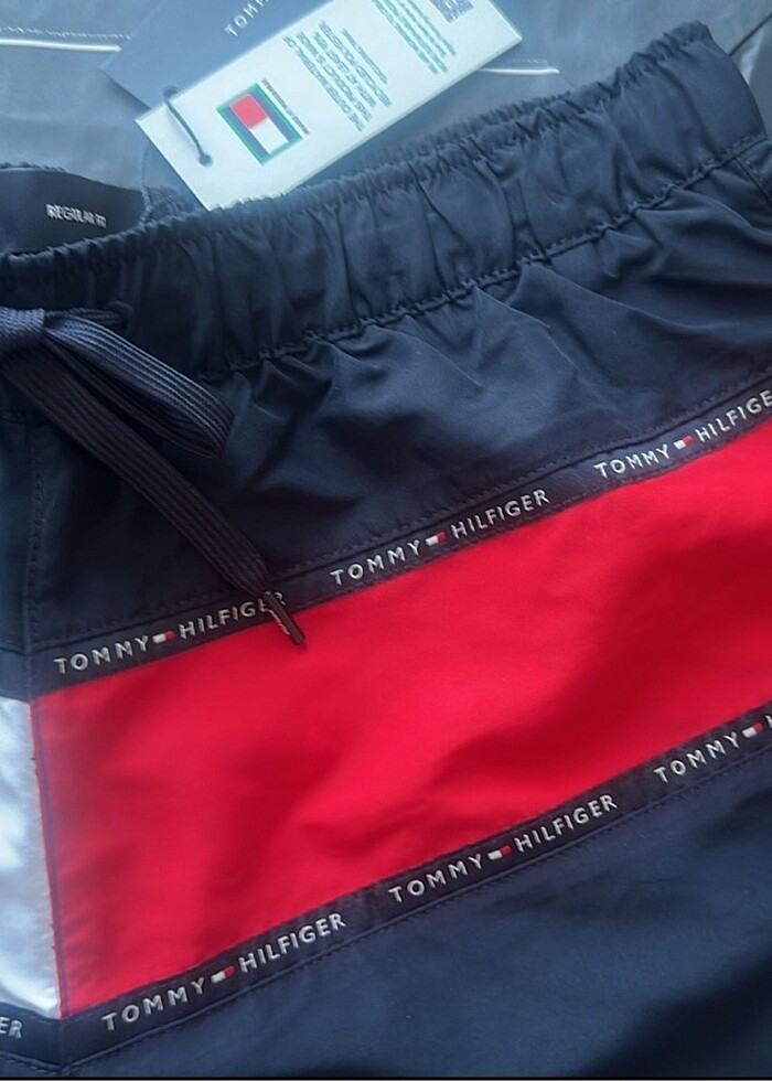 Tommy Hilfiger erkek deniz şortu - Görsel 2