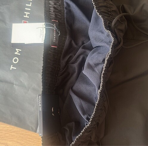 Tommy Hilfiger erkek deniz şortu - Görsel 2