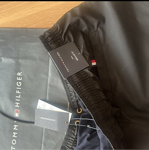 Tommy Hilfiger erkek deniz şortu - Görsel 4