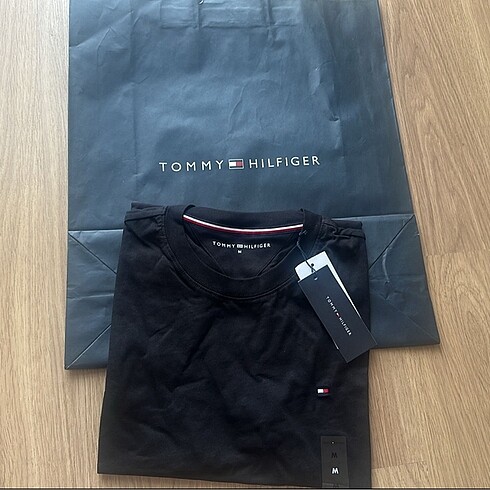 Tommy Hilfiger erkek tişört