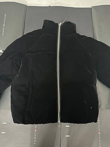 Tommy Hilfiger kadın kaz tüyü mont