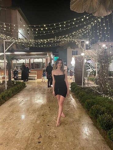 Gece elbisesi
