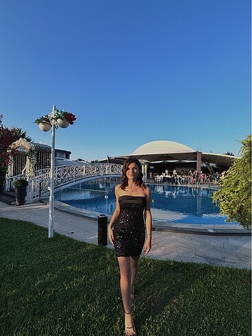 Diğer Gece elbisesi