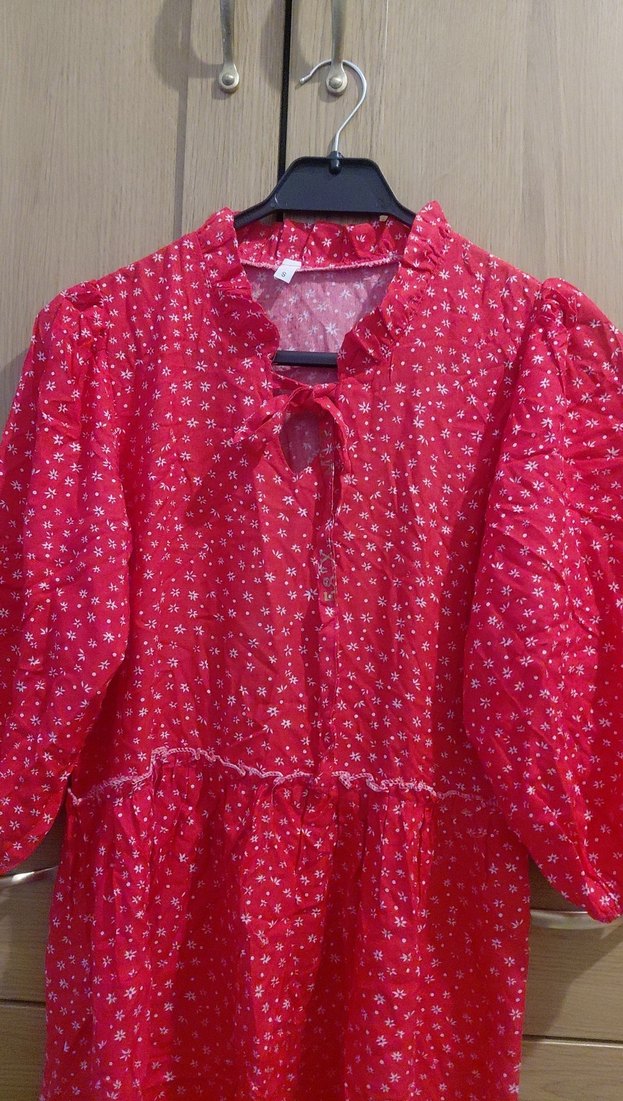 kırmızı kısa uzun kollu elbise - Görsel 2