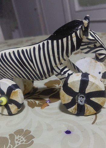 Tekerlekli Ahşap Zürafa Oyuncak - Görsel 4