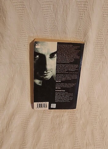 Beden Kitap. ROMAN