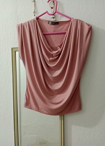 İki renk bluz ikisi 150 TL