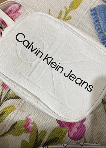 Calvin Klein Jeans Beyaz çanta - Görsel 2