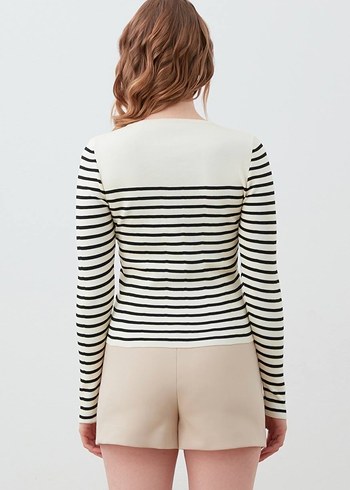 Düğmeli Çizgili Kısa Bej Kadın Kazak - Görsel 2