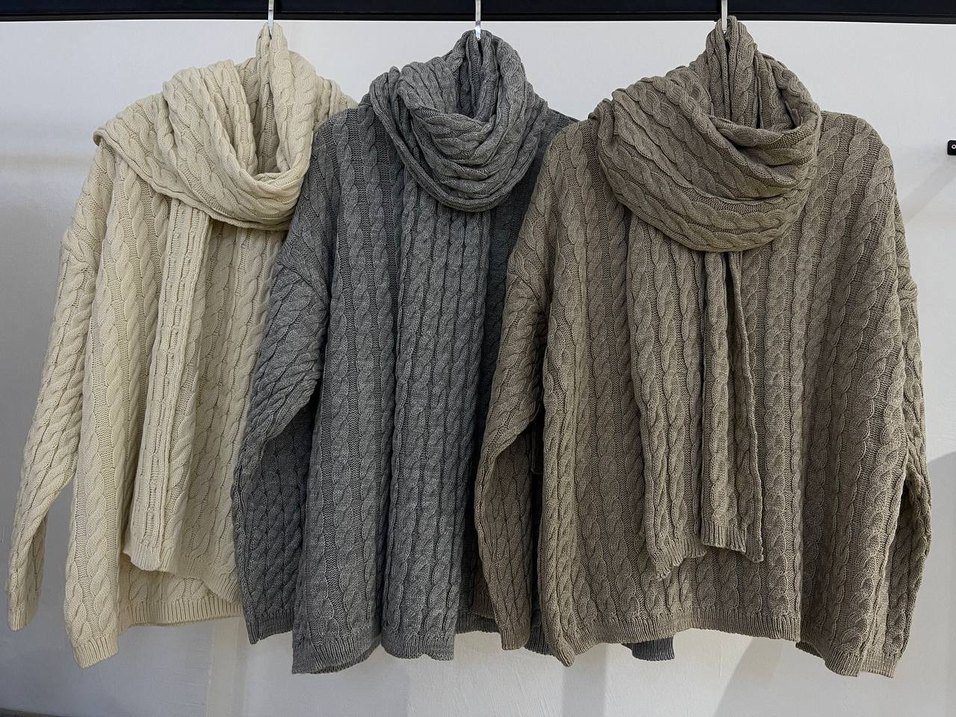 Koyu Bej Atkılı Örgü Kadın Kazak - Görsel 3