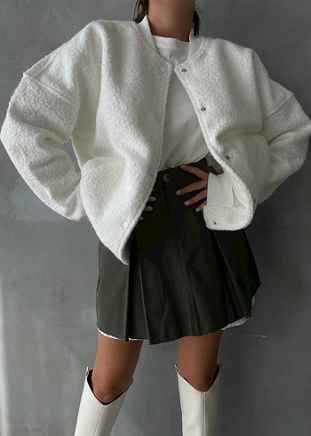 Düğmeli Beyaz Rahat Kadın Ceket - Görsel 5