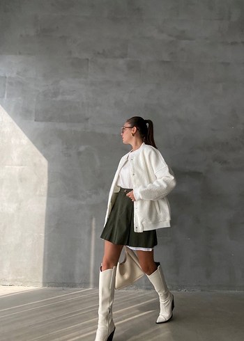 Düğmeli Beyaz Rahat Kadın Ceket - Görsel 4