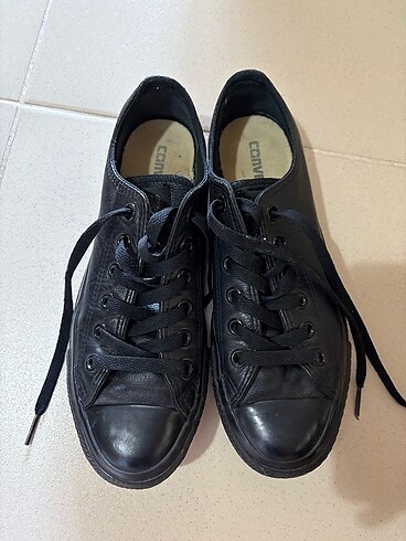 39 Beden Converse deri ayakkabı