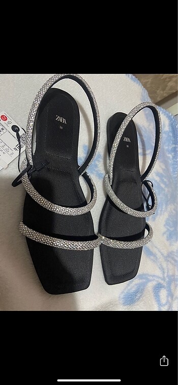 Zara Zara Etiketli Parlak Taşlı Sandalet