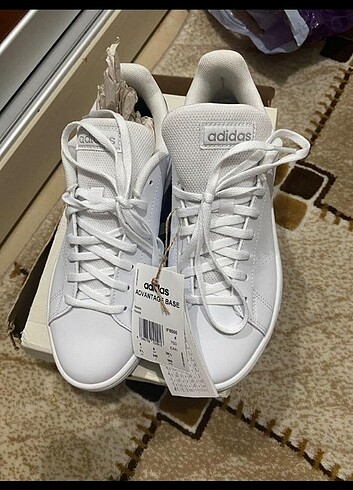 Adidas Adidas orijinal etiketli beyaz sneaker 39 numara